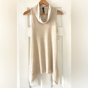 Design Lab Sleeveless Tunic Top Size M